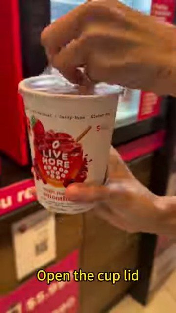 Hommy & Livemore Launch Healthy Smoothie Vending at COPEC Chile