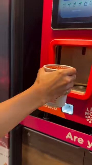 Hommy & Livemore Launch Healthy Smoothie Vending at COPEC Chile